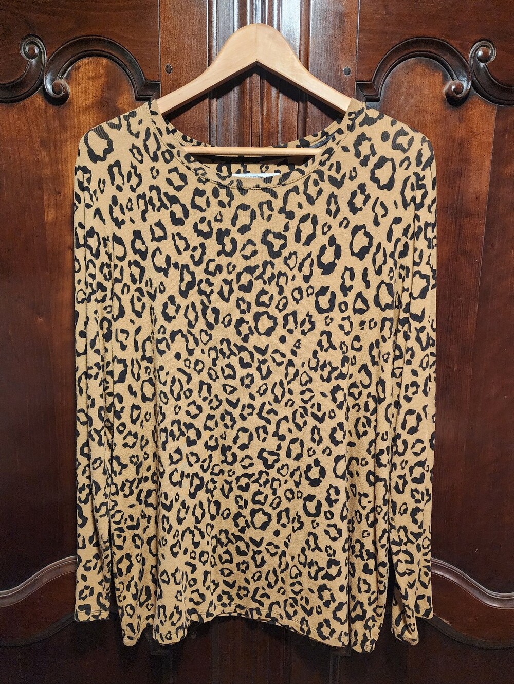 CHICO'S - Leopard Print Longsleeve Top